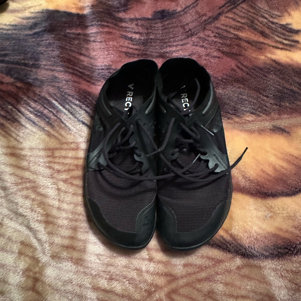 Black Vivo Barefoot Shoes